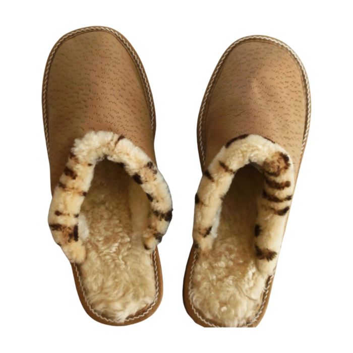 Sheepskin fur slippers for women